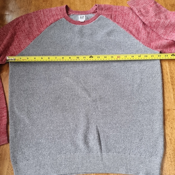 Gap Sweater for Men - Picture 6 of 7